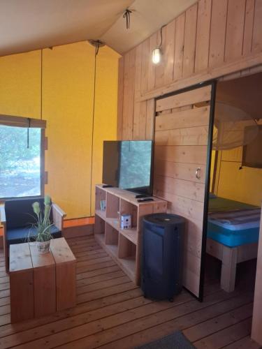 Poco Novo Lodges Loulé Algarve Glampingzelte Group