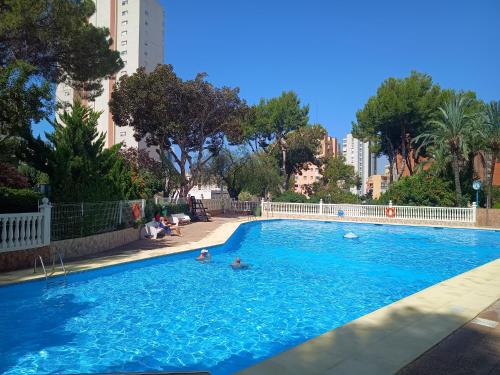 GRAN RESORT PLAYMON PARK jardines piscina pistas cerca PLAYA LEVANTE Reforma a estrenar