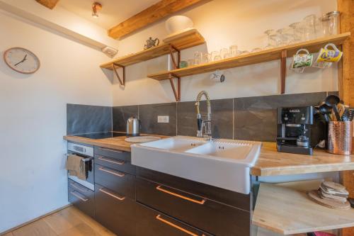 Beautiful apartment in Chamonix centre with superb mountain views