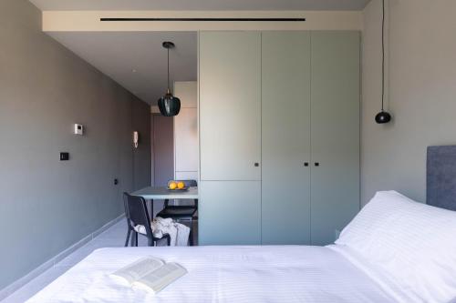 ELYRA Urban Living