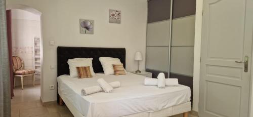 Mas Crillones avec Piscine - familles & groupes
