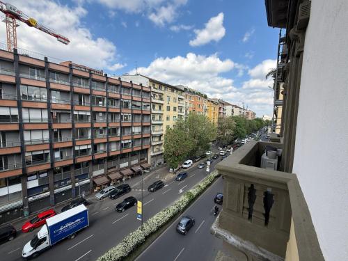 Milano Art Gallery Apartment - 10 min to Duomo