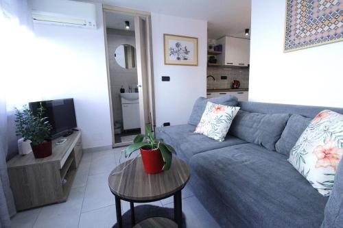 Apartments by the sea Rozac, Umag - 27259