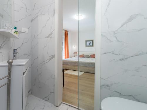Apartments by the sea Porec - 27669