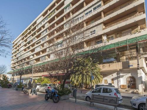 CIty Central Flat in Madrid for 4