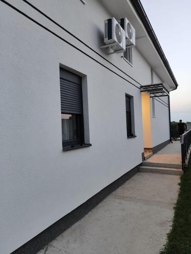Gallery image of Zorica Guest Rooms in Jakovo
