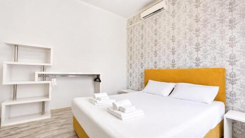Elegantis Campo Marzio Apartment With Terrace - Elegance near Spanish Steps Trevi and Pantheon