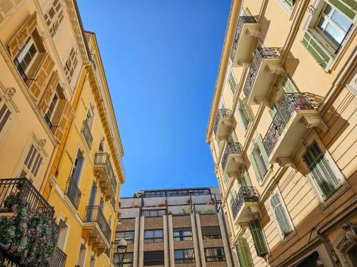 Duplex renovated in 2026 with 2 single beds