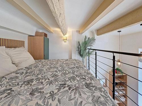 Duplex renovated in 2026 with 2 single beds