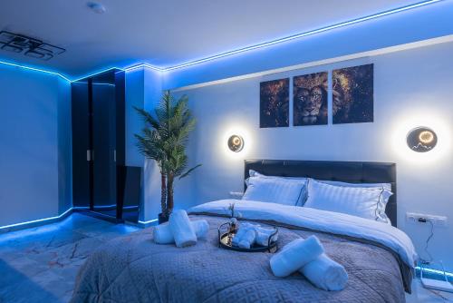 Royal Luxury Studio few steps from Evangelismos Metro Station