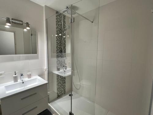 T2 Standing , Vue Garonne, 2 Balcons, Parking Privé