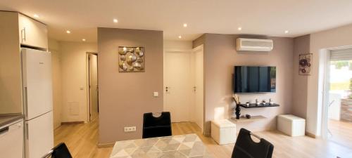 Apartment with Pool in Vilamoura - 53 m², 5 Guests