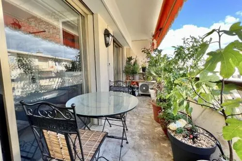 Bright 31m2 flowered terrace near Croisette photo 1