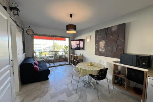 Bright 31m2 flowered terrace near Croisette photo 7