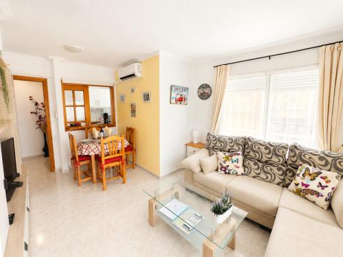 Los Leandros Seaside Apartment