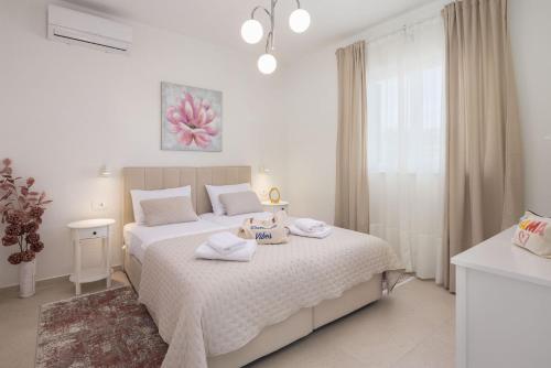 Cozy mediterranian-style villa