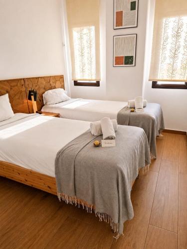 Ocean Serenity Apartment, Sea View & Parking, Tenerife South Escape