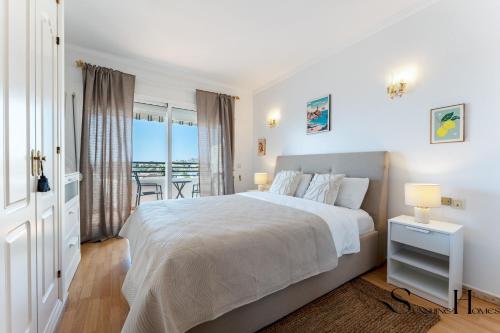 4 Bed Townhouse, Sauna, Pool, Sea Views