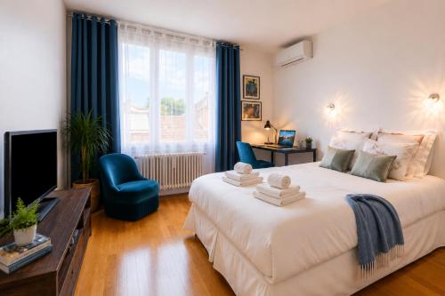 Appartement Climatisé 7mn Centre Ville 95M2 4 Adultes Bébé Garage Sous sol Arrivée Autonome