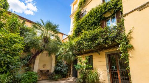 Elegantis Campo Marzio Penthouse With Terrace - Elegance near Spanish Steps Trevi and Pantheon