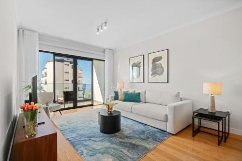 Penthouse with Sea View in Top Location