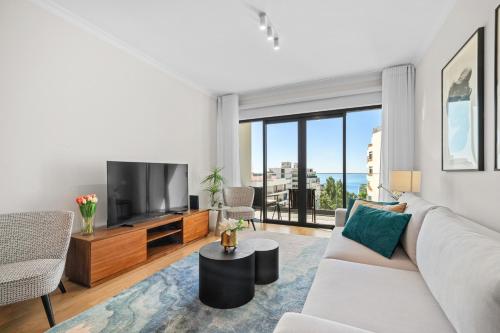 Penthouse with Sea View in Top Location