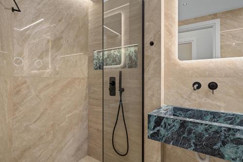 Marble and Onyx Luxury Suite