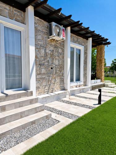 Villa Agora Nea Kalikratia
