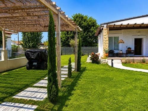 Villa Agora Nea Kalikratia