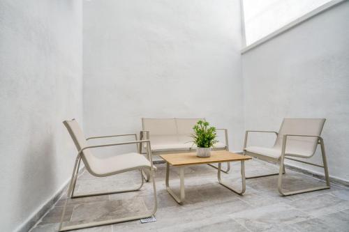 Loyola Premium Sevilla Centro, by Homing U