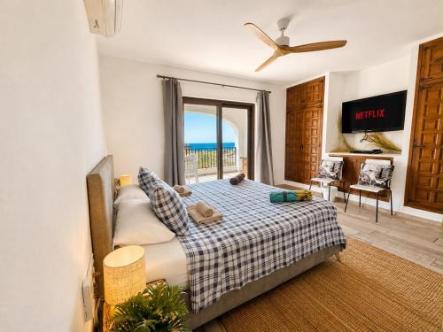 Magic Dream Seaview Villa Denia with 2 Pools, BBQ, Airco, Wifi