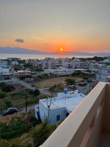 Kissamos Hillside Blue Studio 2
