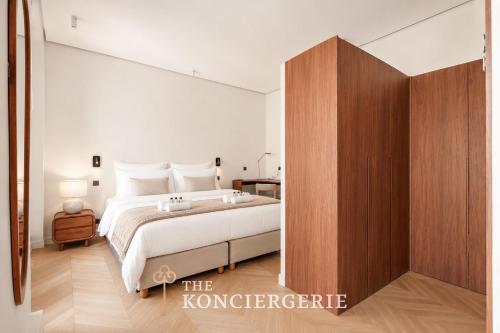 LE BEAU CHAMPS-ELYSEES - Luxury Apartment, AIR COND, LIFT