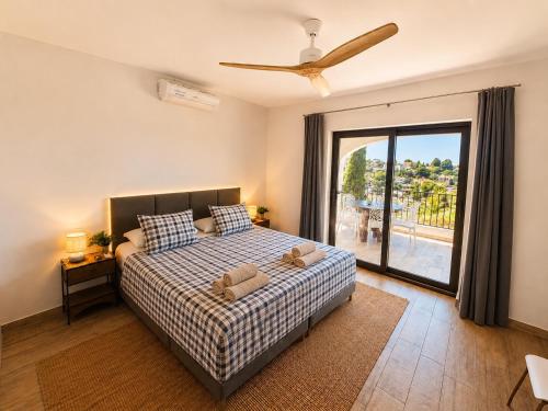 Magic Dream Seaview Villa Denia with 2 Pools, BBQ, Airco, Wifi