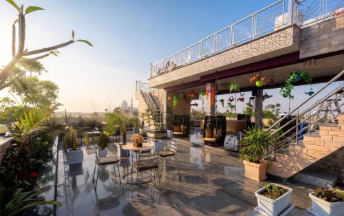 Aman Homestay, A Boutique Hotel — Balcony/Terrace