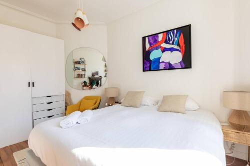 Cosy escape between Montmartre & Batignolles