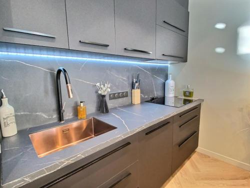 Luxury 25Bivouac 2 bedrooms - Croisette Palais des Festivals Cannes