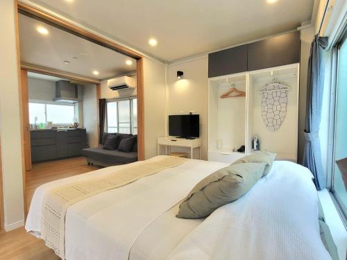 1F TINY Central Apartment 7 Minutes from Shinjuku