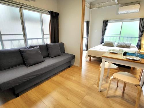 2F TINY Central Apartment 7 minutes from Shinjuku