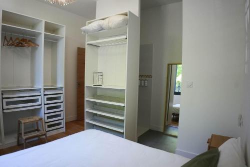 Les Suites du Parc Superbe appartement avec piscine en centre ville