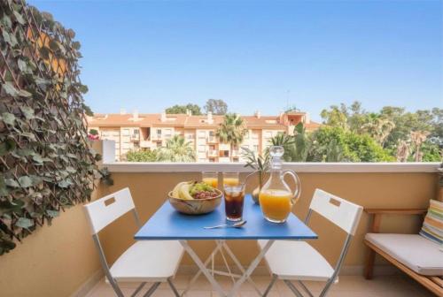 Marbella Long Stays, Swimming Pool, Beach 5min away, Chill out terrace and High-speed WiFi