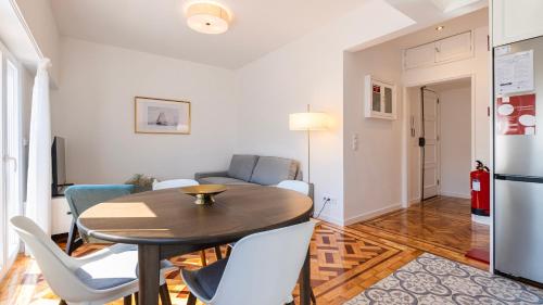Stunning 3BDR Flat with Balcony & AC by LovelyStay
