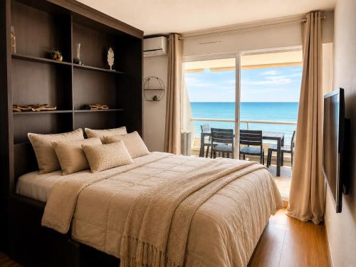 Évasion face à la mer Sète Corniche Balcon panoramique & appartement cosy