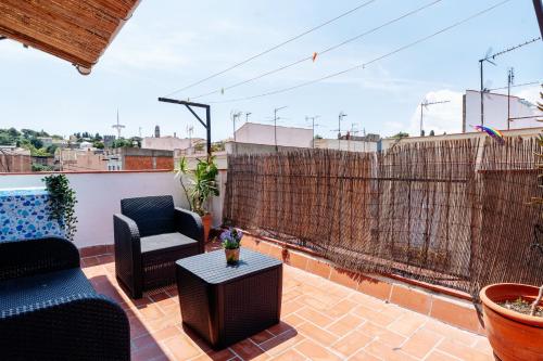 Atico con terraza 5 minutos a pie Fira Bcn, 4' metro Plza España, 15' Bcn centro