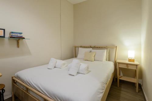 Estudio de 20m2 - Pº del Prado a 200m