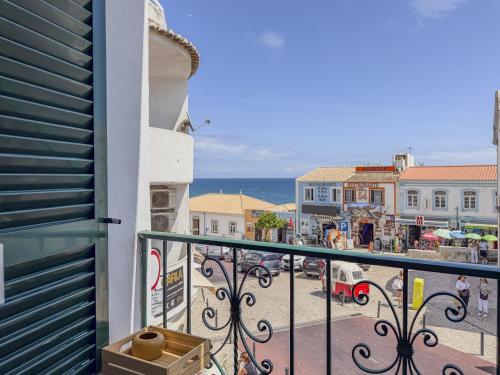 #407 Central 3BR Walk to the Beach & Old Town