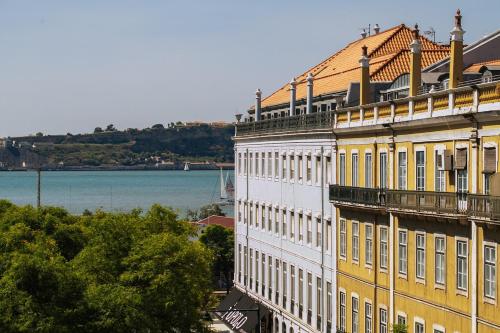 Santos Luxury River Suite