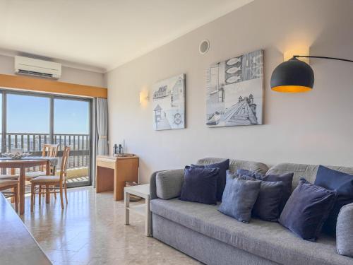 #357 Sea View Escape in Portimao w Pool