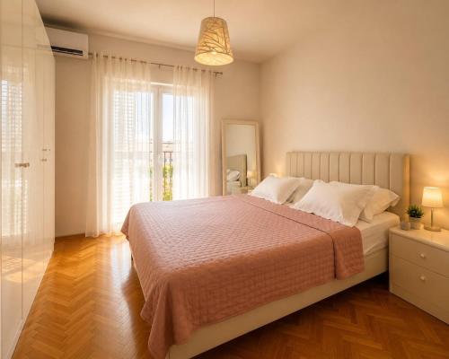 Milka 2Bedroom Apartment near beach, Makarska
