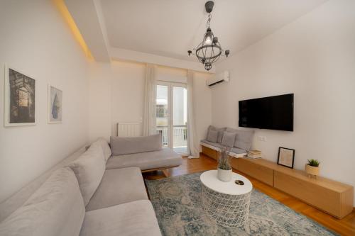 Prime 3BR Pangrati - Steps to Stadium by TwentyTwo